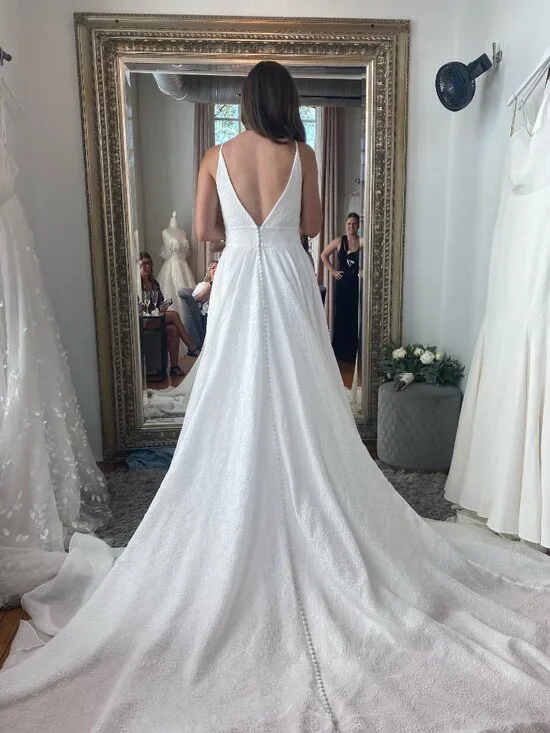 Jenny Yoo Persephone Wedding Gown Size 4 - Picture 10 of 16